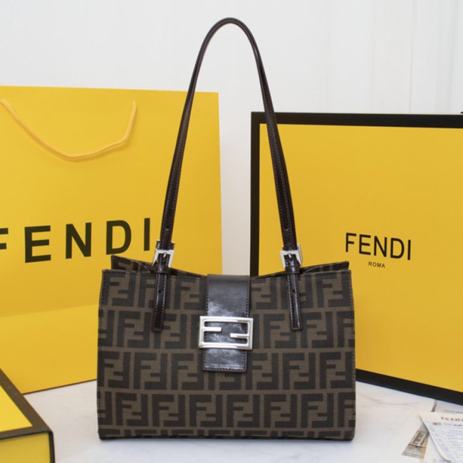 Fendi Womens Bag Shoulder Bag Whatapp