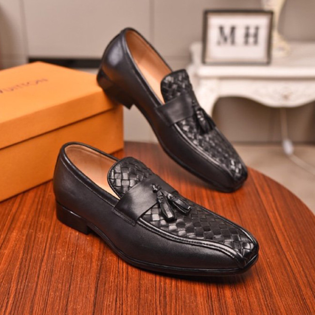 Louis Vuitton Men Shoes Business Luxury Brand LV Dress Shoes with Original Box Whatapp