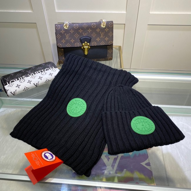 Canada Goose Scarves Men Womens Fashion Scarf and Hats Set with Original Box Whatapp