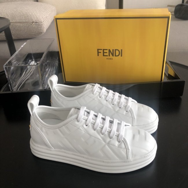 Fendi Womens Shoes FENDI RISE White Leather Flatform Sneakers with Original Box Whatapp