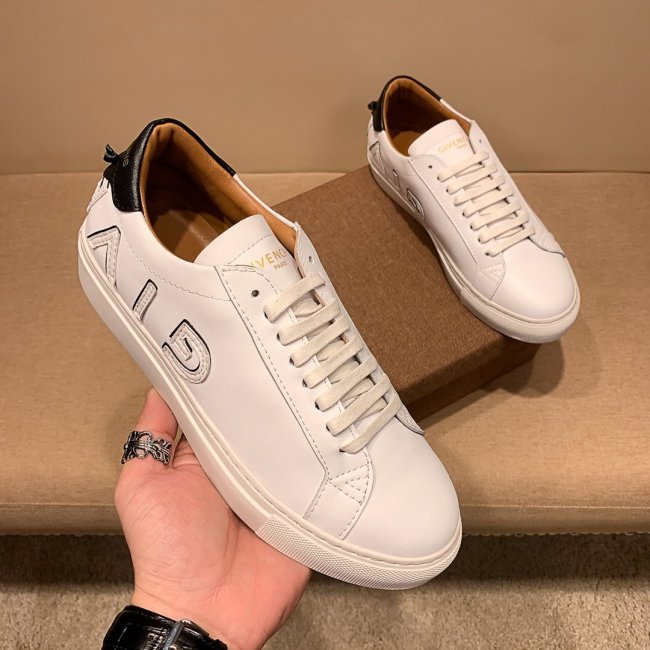 Givenchy Men Shoes Fashion Type Luxury Brand GIVENCHY SNEAKERS IN LEATHER WITH LATEX BAND with Original Box Whatapp