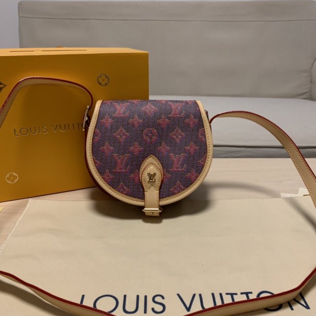 Louis Vuitton Womens Bag Crossbody Bags Whatapp