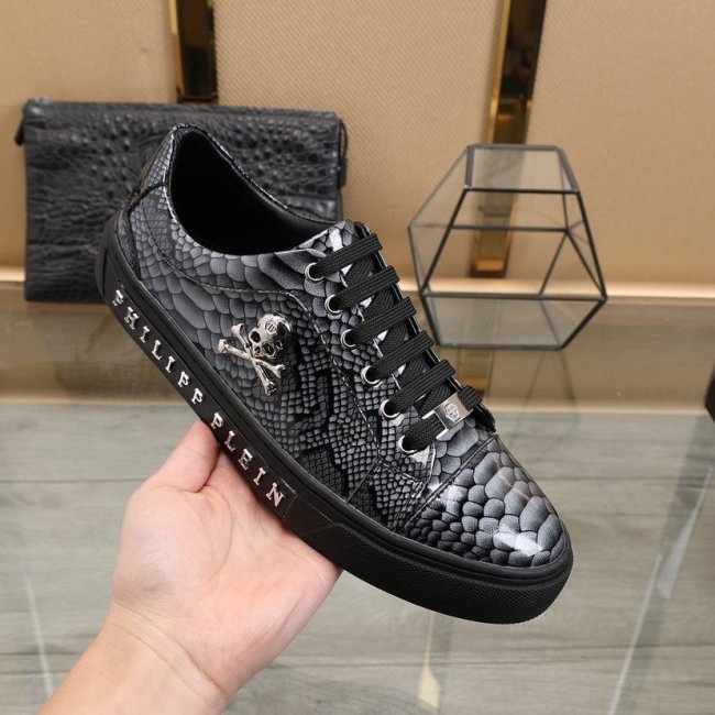 Philipp Plein Men Shoes Low Top Sneaker Fashion Design Luxury Brand Whatapp