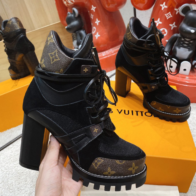 Louis Vuitton Women Shoes Boots Luxury Brand STAR TRAIL ANKLE BOOT 1A94NS with Original Box Whatapp