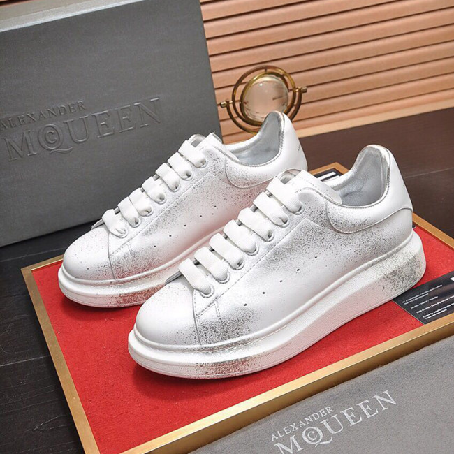 Alexander McQueen Men Shoes Fashion Design Luxury Brand Whatapp