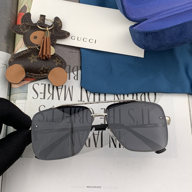 Gucci Men Womens Sunglasses with Original Box G022 Whatapp