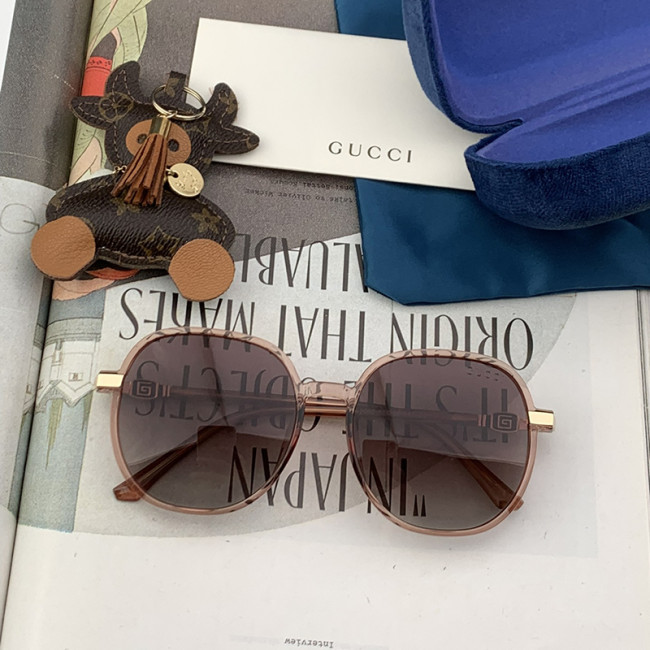 Gucci Womens Sunglasses with Original Box G3032 Whatapp