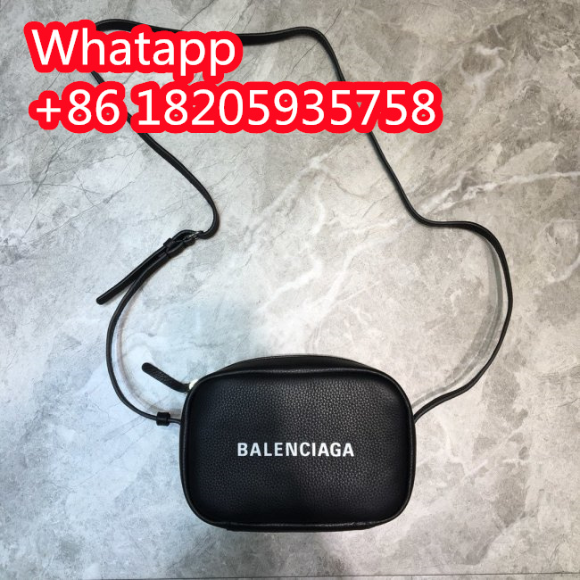 Balenciag Womens Bags Everyday Small Camera Bag Whatapp