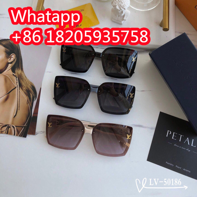 Louis Vuitton Womens Sunglasses with Origin Box 50186 Whatapp