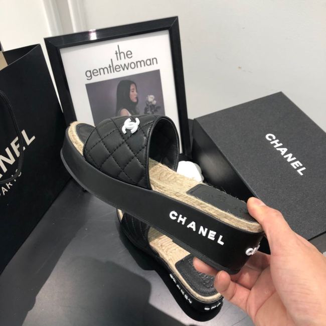 Chanel Womens Shoes Sandals Summer Luxury Brand Slippers Slides Sandals for Women with Original Box Whatapp