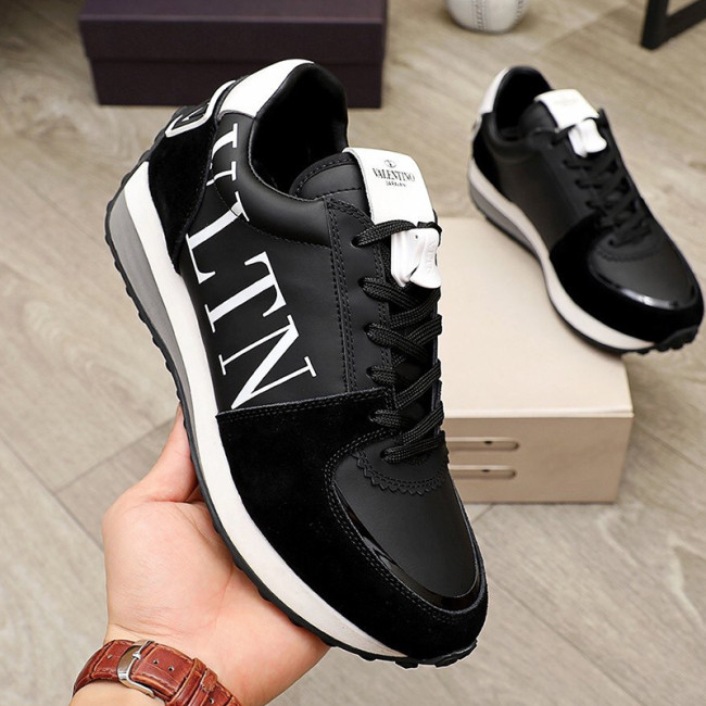 Valentino Men Shoes Fashion Design Luxury Brand Breathable Sneakers with Original Box Whatapp