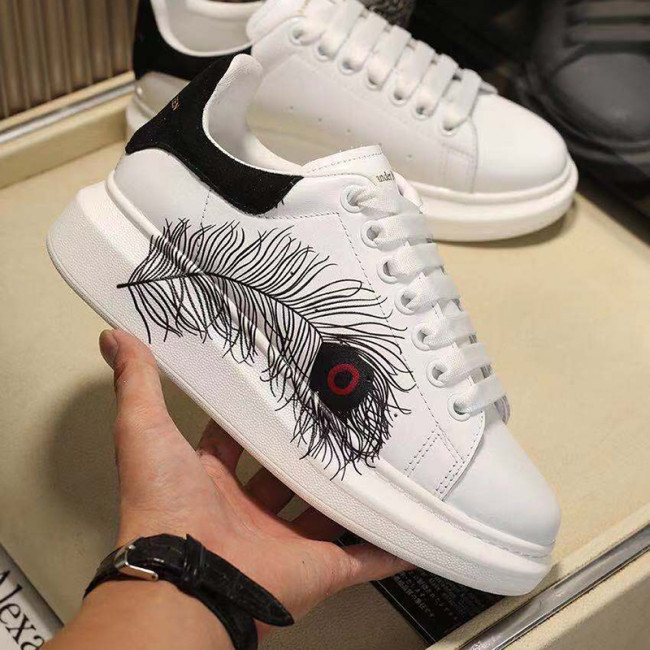 Alexander McQueen Men Shoes Fashion Design Luxury Brand Whatapp