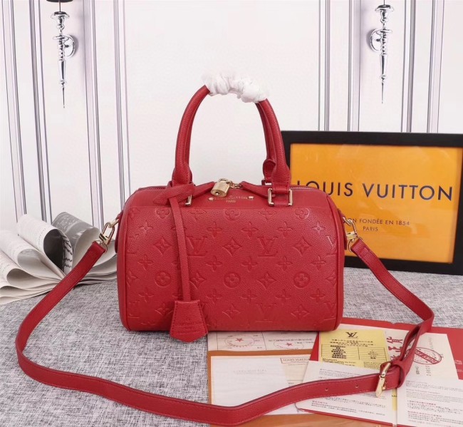 Louis Vuitton Womens Bag Crossbody Bag Whatapp