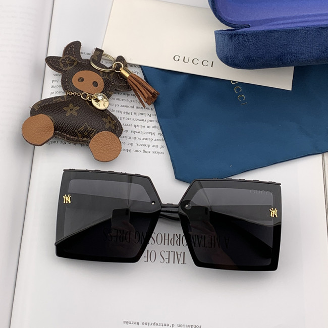 Gucci Womens Sunglasses with Original Box G50195 Whatapp