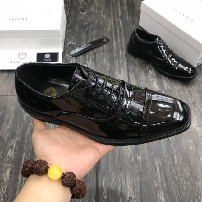 Versace Men Shoes Fashion Design Luxury Brand Whatapp