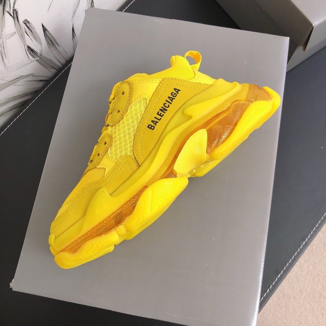 Balenciaga Womens Shoes Triple S Sneaker Whatapp