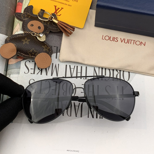 Louis Vuitton Mens Sunglasses with Origin Box L899 Whatapp