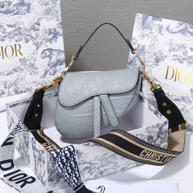 Dior Womens Bags Crossbody Bag SADDLE BAG Whatapp