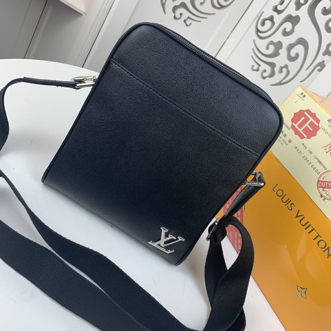 Louis Vuitton Mens Bag Crossbody Bag Whatapp