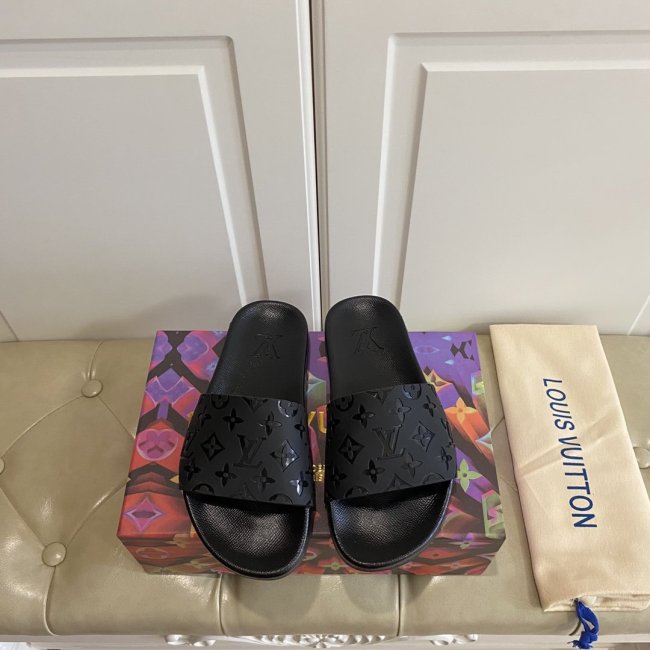 Louis Vuitton Womens Shoes WATERFRONT MULE Whatapp