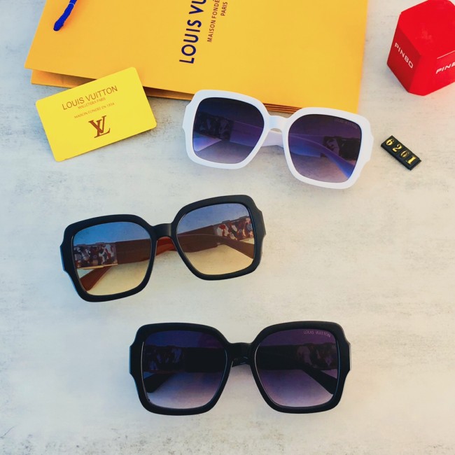 Louis Vuitton Womens Sunglasses with Origin Box Whatapp