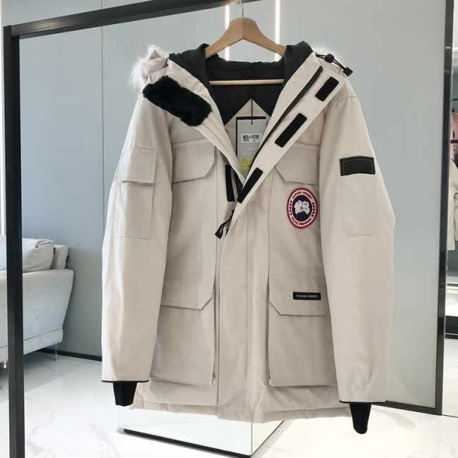 Canada Goose Design Mens Womens Winter Windprood Down Jackets Keep Warm 90% White Duck Down Whatapp