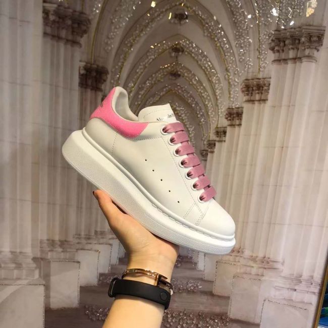 Alexander McQueen Women Shoes Luxury Sneakers Whatapp