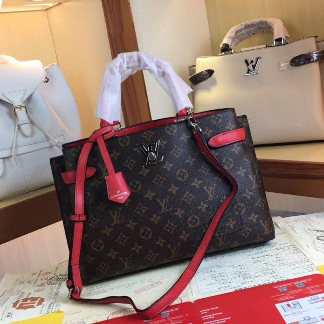 Louis Vuitton Womens Bag Handbag Luxury Brand Fashion Type Lockme Day Whatapp