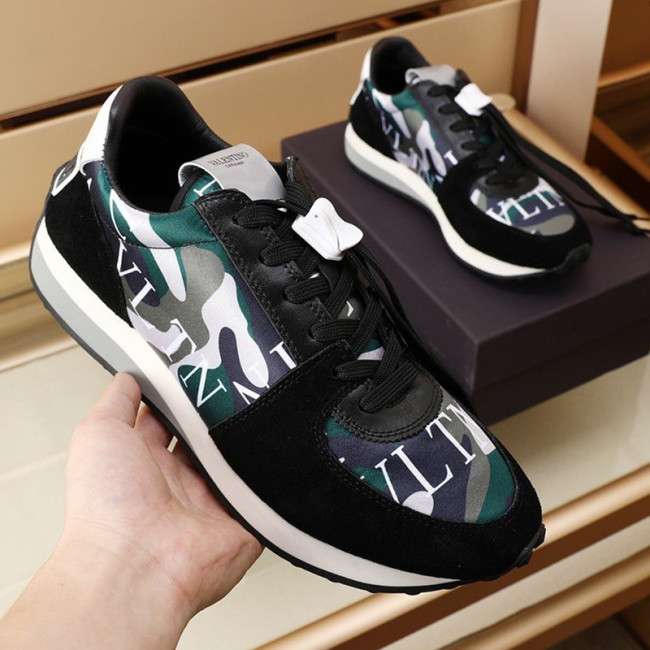 Valentino Men Shoes Fashion Design Luxury Brand Breathable Sneakers with Original Box Whatapp