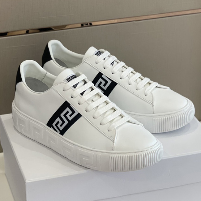 Versace Men Shoes Fashion Sneakers Luxury Brand with Original Box Top Quality Breathable Mens Sneakers with Original Box Whatapp