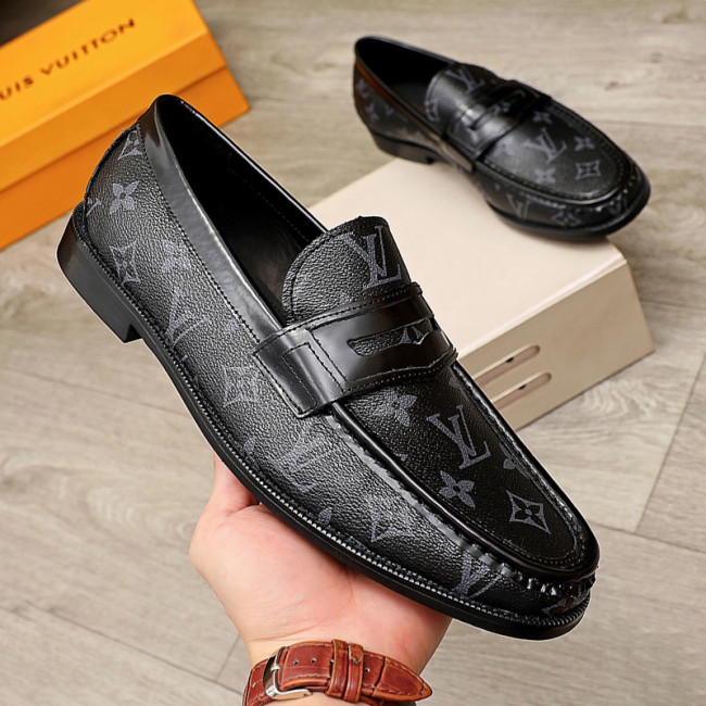 Louis Vuitton Men Shoes Luxury Brand LV Loafers Shoes with Original Box LVXNBA LV LOAFER 1A909X Whatapp