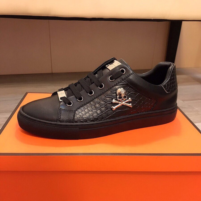 Philipp Plein Men Shoes Low Top Sneaker Fashion Design Luxury Brand Whatapp