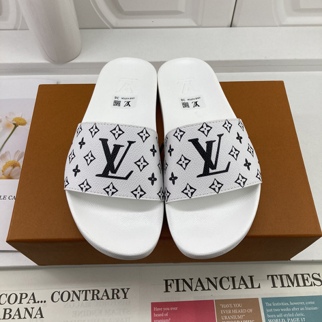 Louis Vuitton Men Womens Shoes Fashion Sandals WATERFRONT MULE Whatapp