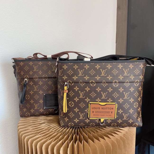 Louis Vuitton Mens Shoulder Bags Luxury Brand Fashion Type BESACE ZIPPÉE Monogram canvas with Original Box Whatapp