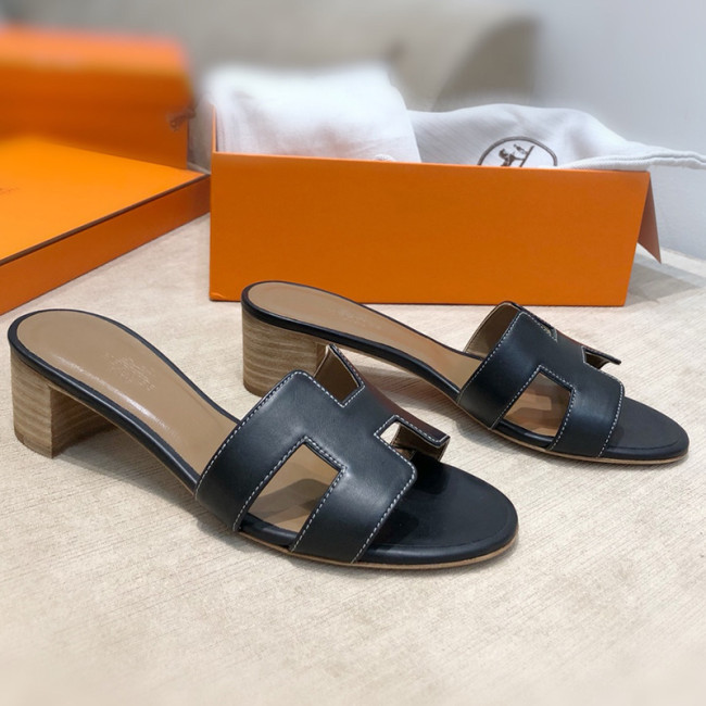 Hermes Womens Shoes Oasis Slippers Sandals Casual Fashion Sandals Luxury Brand with Original Box Whatapp