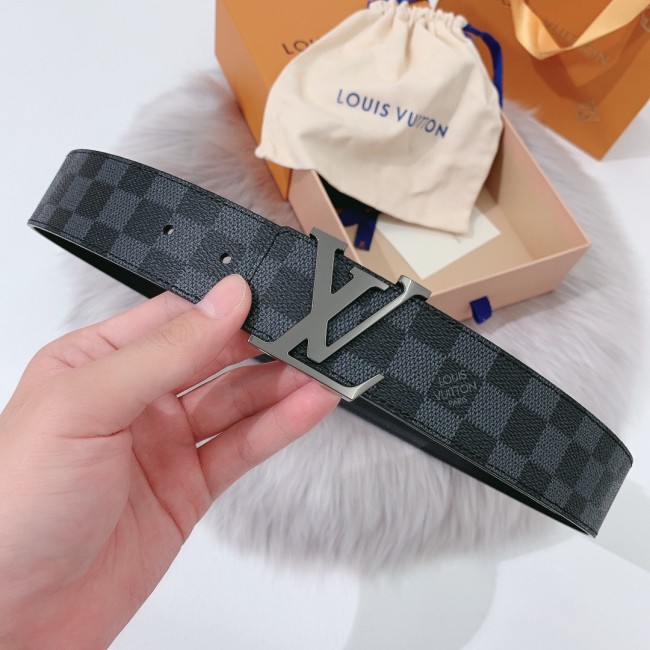 Louis Vuitton Men Womens Belt Luxury Brand Design Fashion Type with Original Box Whatapp