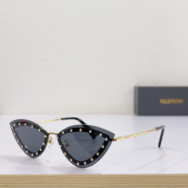 Valentino Womens Sunglasses with Original Box VA2033 Whatapp