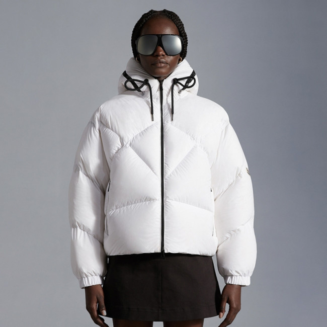 Moncler Design Womens Winter Windprood Down Jackets Keep Warm 90% White Duck Down Whatapp