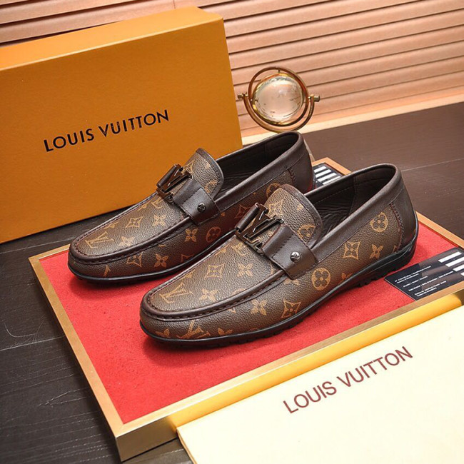 Louis Vuitton Men Shoes Fashion Type Luxury Brand Casual Style Whatapp