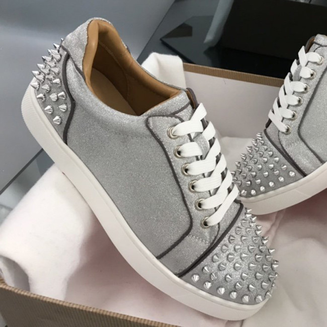 Christian Louboutin Mens Shoes Luxury Brand Red Bottom Design Louis Junior Spikes Flat with Original Box CL sneakers Whatapp