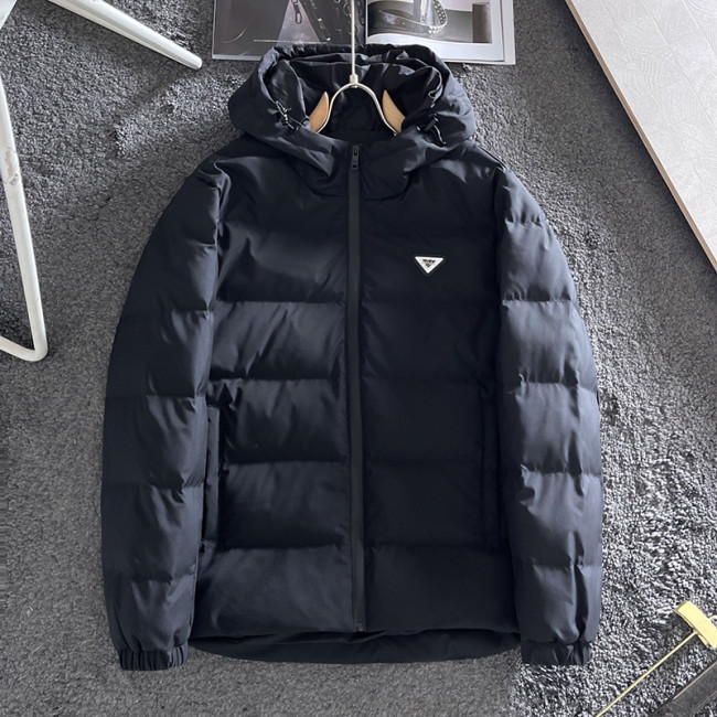 Prada Mens Womens Winter Windprood Down Jackets Keep Warm 90% White Duck Down Whatapp