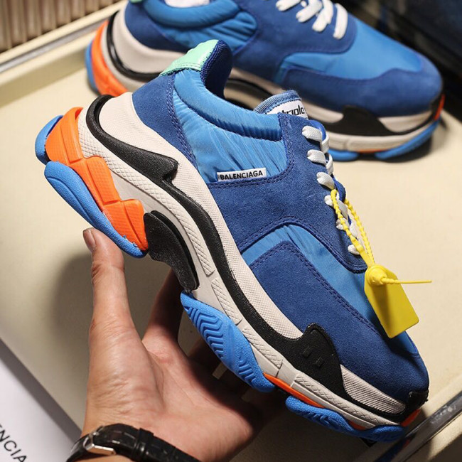 Balenciaga Mens Shoes Breathable Design Sneakers Luxury Brand Triple S Sneaker Whatapp