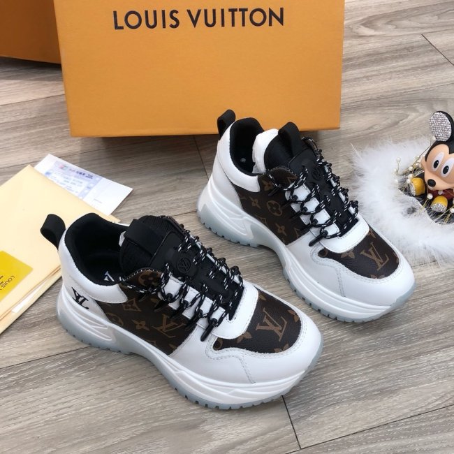 Louis Vuitton Men Shoes Fashion Sneakers Luxury Brand Mens Run Away Pulse Sneaker Casual Shoes with Original Box Whatapp