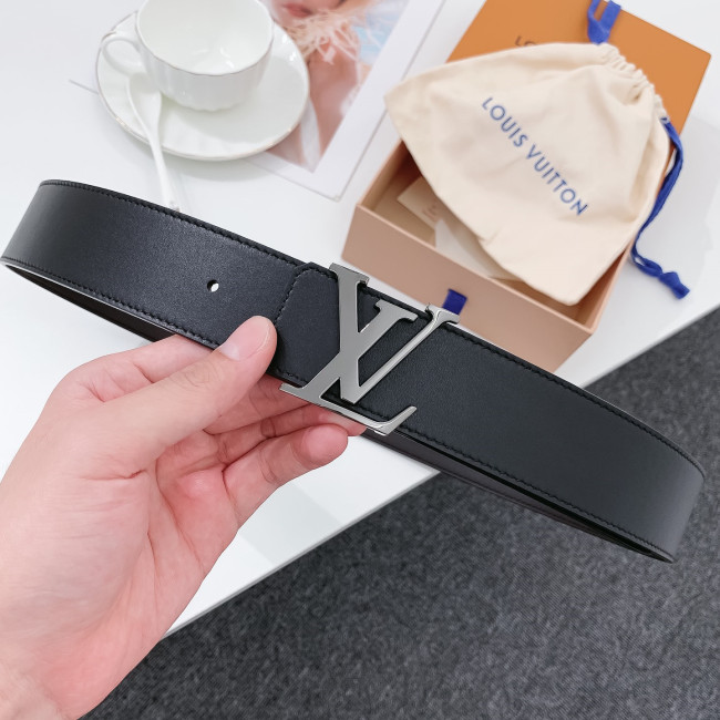 Louis Vuitton Men Womens Belt Luxury Brand Design Fashion Type with Original Box Whatapp