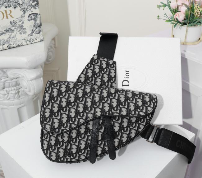 Dior Womens Bag Saddle Bag Luxury Brand Design Fashion Type Shoulder Bags Whatapp