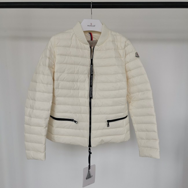 Moncler Womens Down Jacket Womens Coats Luxury Brand Fashion Design Whatapp