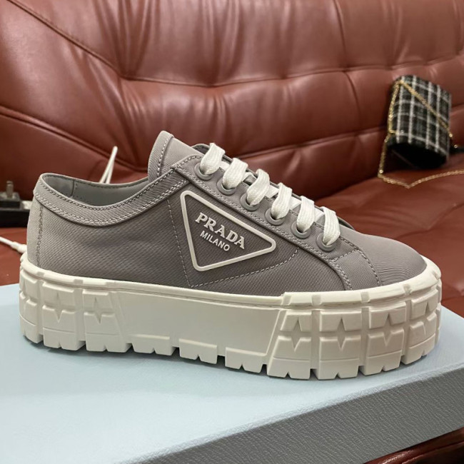 Prada Womens Shoes Sneakers Lace-Up Luxury Brand Fashion Sneakers for Women with Original Box Whatapp