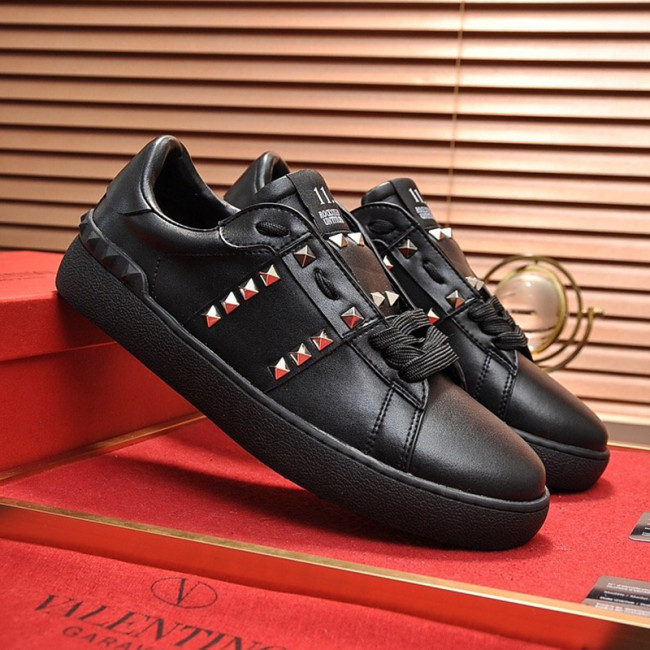 Valentino Garavani Rockstud Untitled Noir Calfskin Leather Sneaker Women Shoes Sneakers Luxury with Box VW2S0A01BXE0NO Whatapp