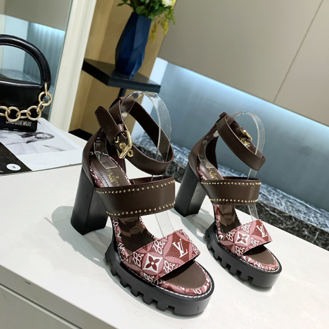 Louis Vuitton Womens Shoes STAR TRAIL SANDAL 9cm Whatapp