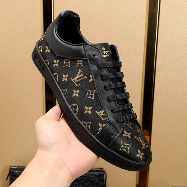 Louis Vuitton Mens Shoes Luxury Brand Whatapp